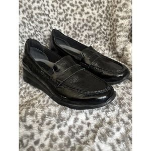 Walking Cradles Dannon Loafers, Black Crinkle Leather, Women's 8 M comfort shoes